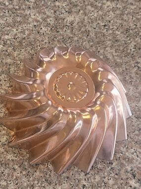 Copper Swirl Jello Copper Tin